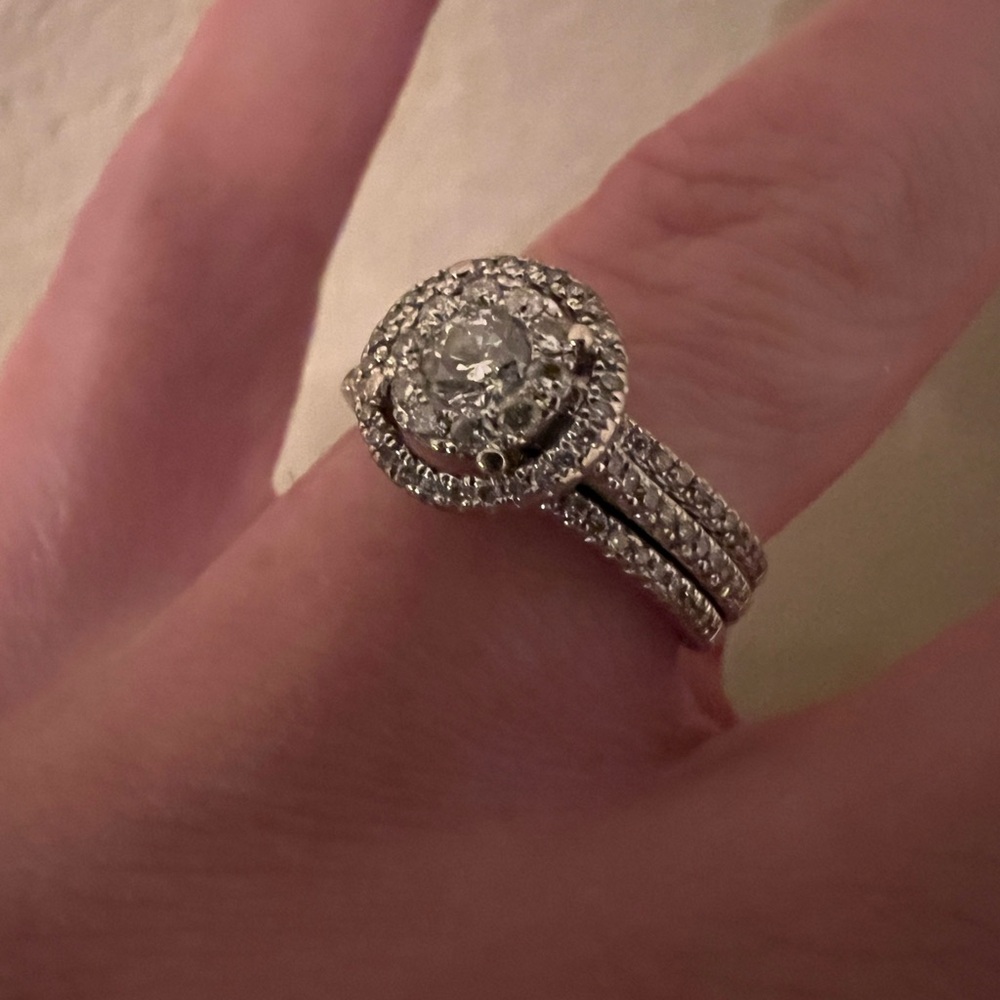 Diamond ring - Picture 4 of 7
